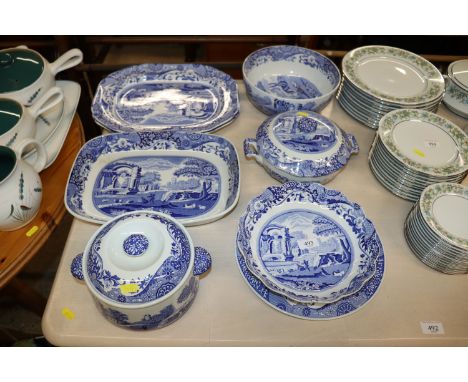 A collection of Spode Italian design dinnerware