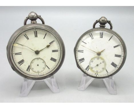 Thos. H. Williams, Castleford, silver key wound pocket watch, white enamel Roman dial with subsidiary seconds, engraved doubl