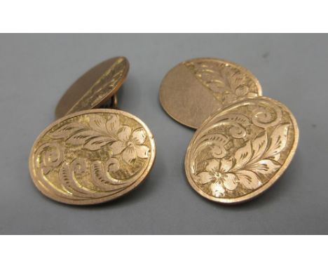 9ct rose gold cufflinks with engine turned floral detail, stamped 375, 8.2g