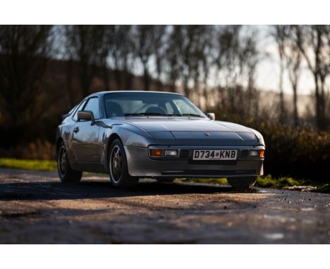 Registration – D734 KNB
Chassis No. – WP0ZZZ94ZGN405877
M.O.T. – NO
Odometer – 172,000
Presenting in popular Sapphire Metalli
