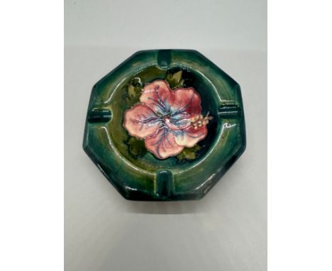 Vintage Moorcroft hexagonal ash tray 