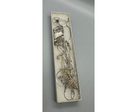 Selection of silver jewellery includes moon stone set etc 