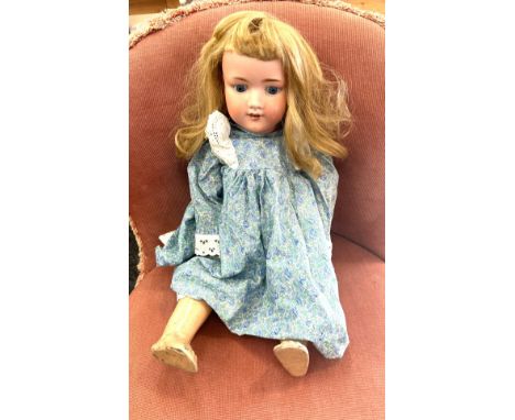 Vintage pot German doll marked ' Aimand Marseille Germany 390 A.7 1/2 M' 