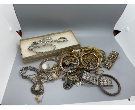 Large selection of assorted silver and costume jewellery 