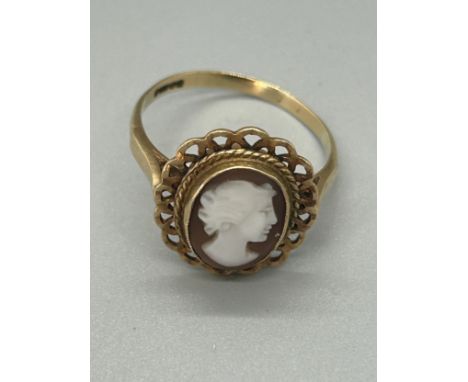 Ladies 9ct gold cameo set dress ring, total weight 3.4 grams ring size S 