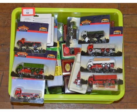 A mixed group of packaged diecast models by EFE, Corgi, Lledo and others including bus and coach models from the Corgi 'Origi