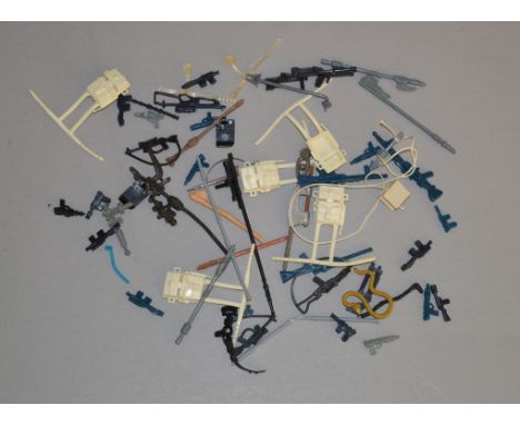 Quantity of Kenner Star Wars weapons and accessories, including assorted blasters and other guns. (approx. 54)