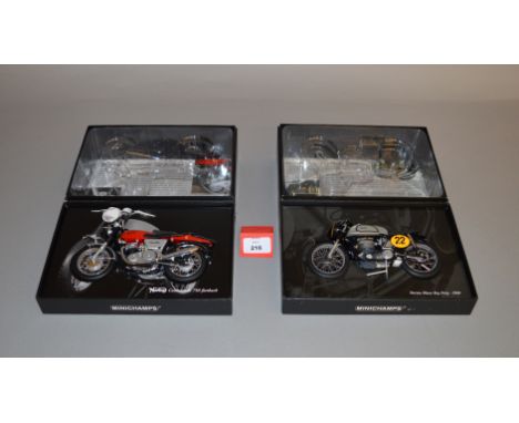 Two Minichamps Classic Bike Series 1:12 scale diecast models: #27 Norton Commando 750 Fastback in red & silver, 1968; #26 Nor