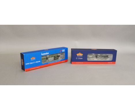 OO gauge, Bachmann, two DCC ready locomotives: 31-760NRM 4-4-2 GNR green Atlantic Class C1 '251', National Railway Museum exc