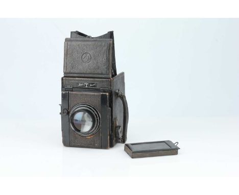 A Thornton Pickard Junior Special Ruby Reflex Camera, A Thornton Pickard Junior Special Ruby Reflex Camera,Black, body F-G, s