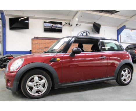 Make &amp; Model: Mini Cooper DDate of Reg: YT59 KXNColour: Redcc: 1560MoT: 27-03-2023Fuel Type: DIESELMileage: 142kTransmiss