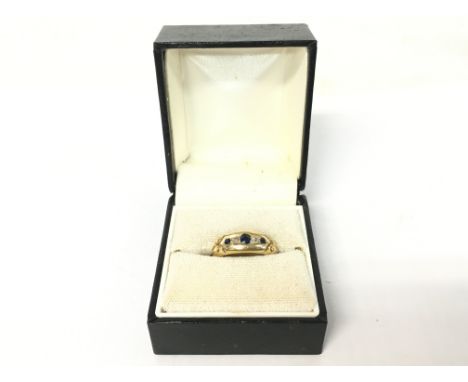 Hallmarked Vintage 18ct Sapphire &amp; Diamond old cut ring