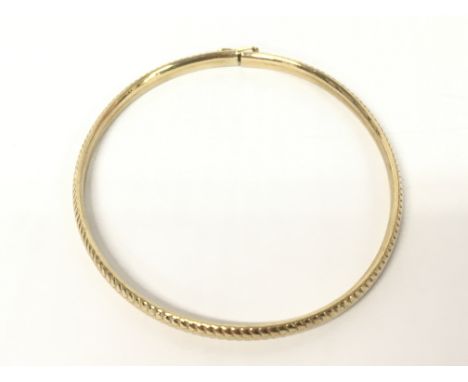 Hallmarked 9ct Gold bangle