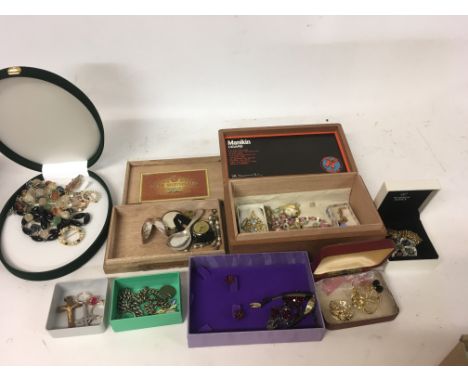 Box of vintage costume jewellery