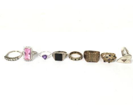 An assortment of vintage hallmarked Silver &amp; 9ct Gold Rings
