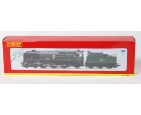 Hornby Railways BR Rebuilt Battle of Britain Class 4-6-2 tender locomotive 'Sir Frederick Pile' R.2709. In lined Brunswick gr