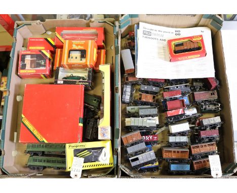 A quantity of OO gauge model railway by Hornby and Tri-ang Hornby, etc. Including 5x BR locomotives; Standard Class 2 2-6-2T 