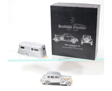 A 25 Years of Brooklin Models 1974-1999 2 piece Silver Anniversary set. Comprising a 1936 Pierce Arrow 1601 Sedan and a 1937 