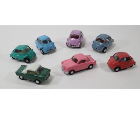 7 Spot-On Cars. 5x BMW Isetta bubble cars, light blue, green, grey, pink and lilac. Plus a Frisky Sport in green with white r