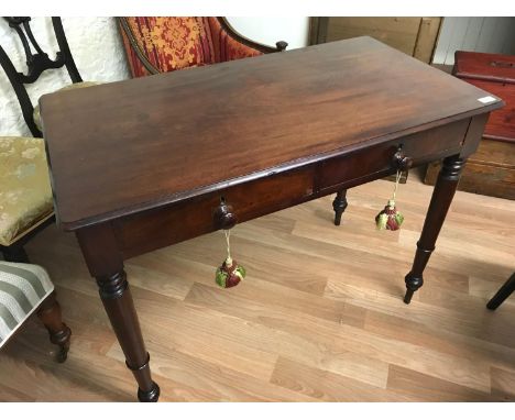 Victorian 2 drawer console table, Styled with turned support legs. 