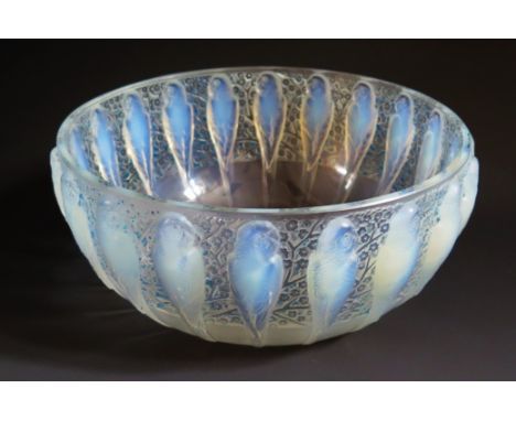 R. Lalique _ A Perruches Opalescent and Blue Stained Bowl, 24 cm, acid etched mark to base