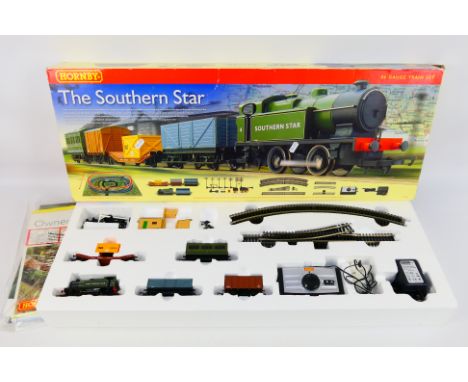 Hornby - A boxed Hornby OO gauge R1132 'The Southern Star' electric train set. The set includes 0-4-0 locomotive with a coach