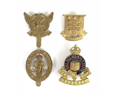 Army Remount Service, Ordnance Corps and Military Accountants, 4 cap badges. Good scarce 1st pattern AVC die-cast horse in ho