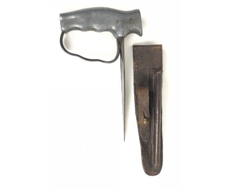 WWI Robbins of Dudley Trench Fighting Punch Dagger.  A scarce example of the private purchase trench fighting knife. Flat bla