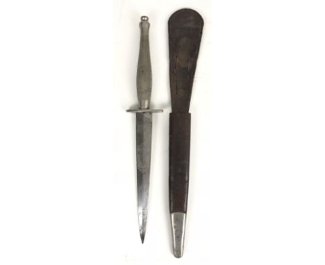 WW2 2nd pattern Fairbairn-Sykes Personalised Commando fighting knife.   A very rare example attributed to Captain R H H Edgcu