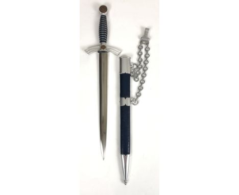 German Third Reich Luftwaffe 1st pattern Officer's dagger by Emil Voss, Solingen c. 1935-37. Good example with twist wire bou