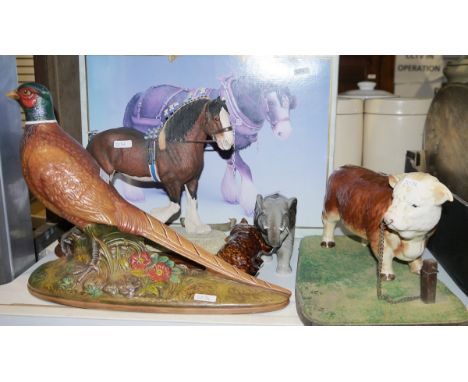Vintage railway signalling lantern, a Leonardo model&nbsp;shire horse on wooden base, a ceramic bull&nbsp;with chain, on gree
