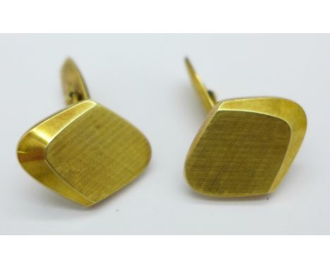 A pair of 14ct gold cufflinks, 10.7g, marked 585