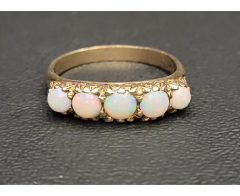 GRADUATED OPAL FIVE STONE RINGon nine carat gold shank, ring size P-Q 