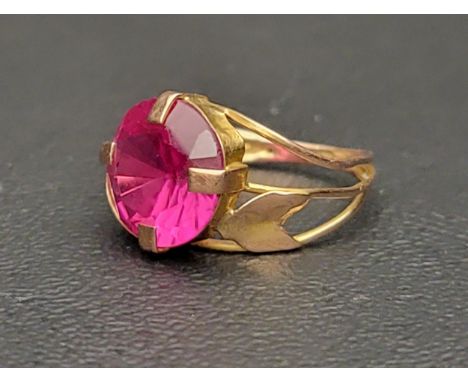 RUBY SINGLE STONE DRESS RINGthe circular gemstone approximately 5cts, on gold shank with indistinct marks, ring size I-J 