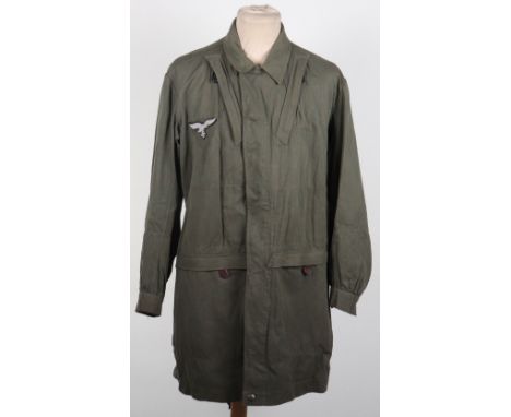 Scarce WW2 German Fallschirmjager (Paratrooper) M-40 Pattern Jump Smock, a much rarer and sought after pattern. Converted fro