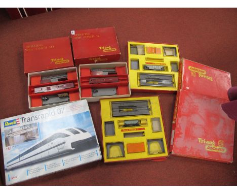 Two Triang 'OO' Gauge/4mm Ref R135 "Operating Ore Wagon" Sets, (appear incomplete) fair box's, plus two Triang operating mail