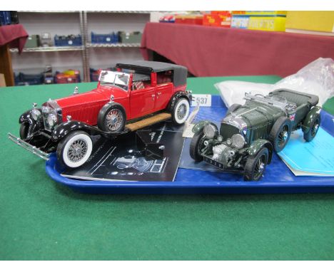 Two 1:24th Scale Franklin Mint Precision Models, comprising of 1929 Rolls Royce Phantom, I Cabriolet Deville, damage to rear 