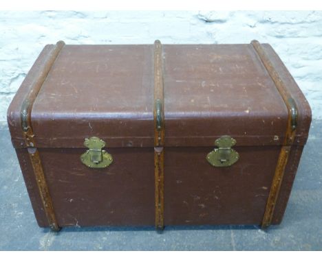 Ash bound large steamer or travelling trunk with lift out tray, W90 x D53 x H55cm