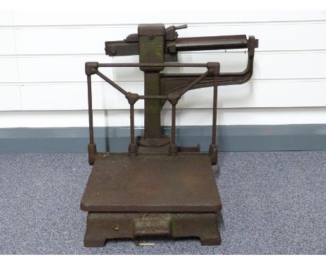 Young Son & Marlow 2cwt platform or potato scales 