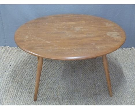 Ercol circular coffee table, diameter 87 x H44cm