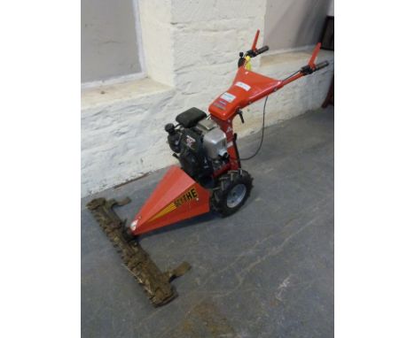 Barrus Lawnflite Pro Scythe heavy duty brush cutter powered by a Honda GL135 engine, cutting width 90cm