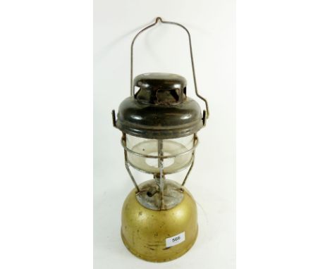 A vintage Tilley lamp, 32 cm high 
