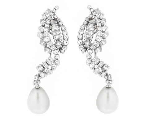 Vintage Approx. 8.0 Carat Multi Cut Diamond, Large South Sea Pearl and Platinum Earrings Diamonds F-G color, VVS-VS clarity. 