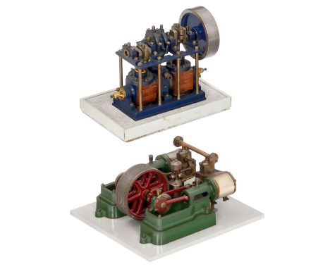2 Dampfmaschinen, um 19701) Liegende Kolbendampfmaschine, polierter Stahl, Messing und Gußmetall, 2 liegende doppelwirkende Z