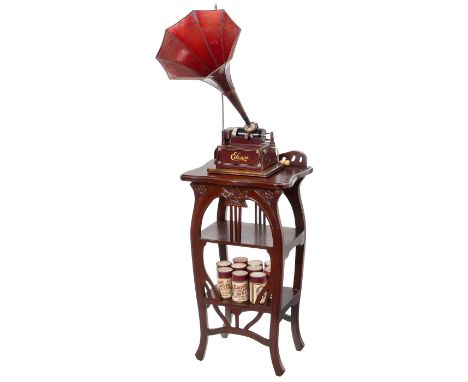 Phonograph "Edison Gem" Modell D auf dekorativem Gestell, um 1910Für 2- und 4-Minuten-Walzen, Serien-Nr. 352362D, Schalldose 
