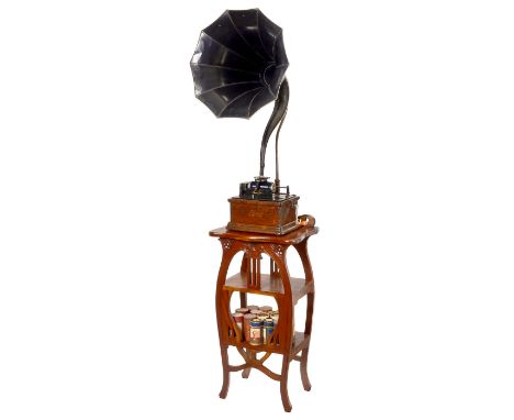 Phonograph "Edison Fireside" Modell A auf dekorativem Gestell, um 1905Nr. 100969, für 2- und 4-Minuten-Walzen, 10-teiliger Ed