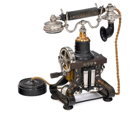 Skelett-Telephon von Ericsson, Modell AC 110, ab 1892Hersteller: L.M. Ericsson, Stockholm. Einsprechtrichter, spätes Modell o