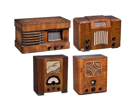 4 Radioempfänger1) Deco-Radio Typ American, um 1948, Belgien, 6 Röhren, Wechselstrom, 3 Wellenbereiche, eingebauter Lautsprec