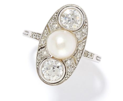 ANTIQUE ART DECO PEARL AND DIAMOND RING in white gold or platinum, set with a pearl and rose and round cut diamonds totalling