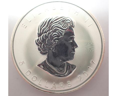 2017 Canadian Maple silver 1oz bullion round. P&amp;P Group 1 (£14+VAT for the first lot and £1+VAT for subsequent lots) 